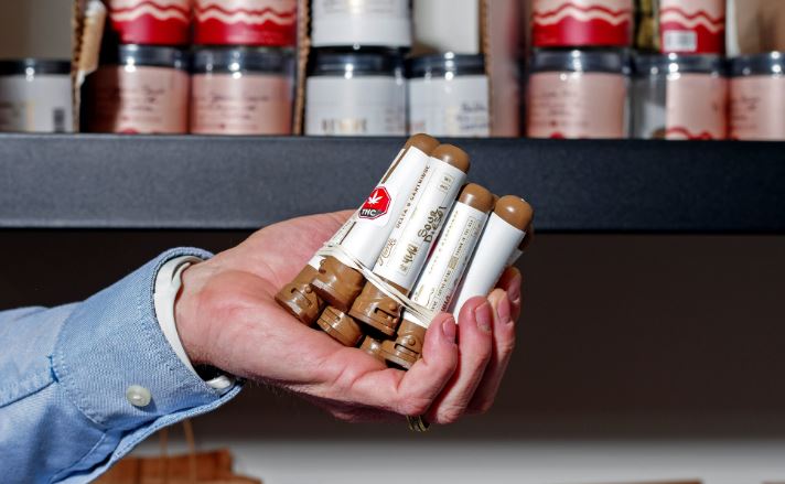 Featured image for “Do Delta 8 Carts Show Up on Drug Tests?”